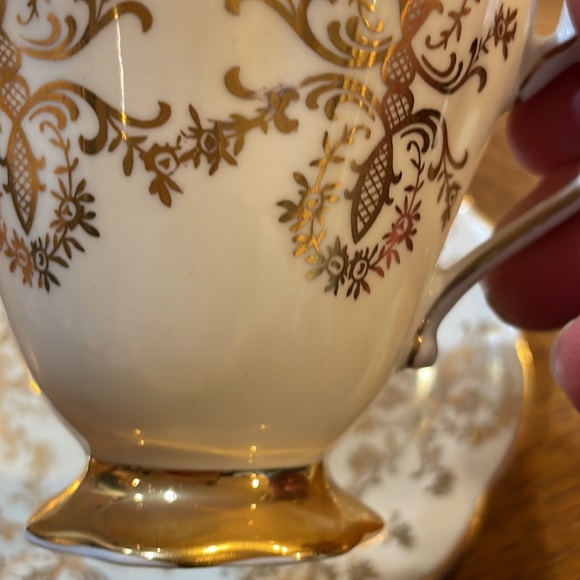 Royal Standard pink cabbage rose vintage, coffee, cup and saucer. Numbered 2079D - Picture 8 of 8